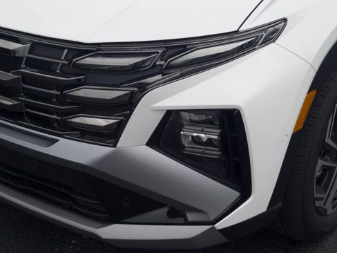 New 2026 Hyundai Tucson Limited FWD image 11