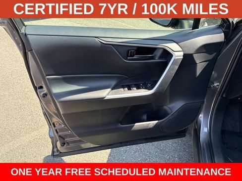 Used 2022 Toyota RAV4 LE AWD/4WD image 13