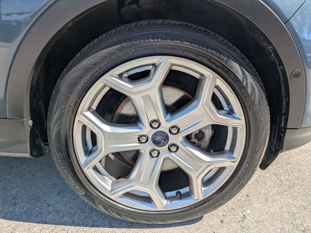 Used 2019 Ford Escape Titanium FWD image 20