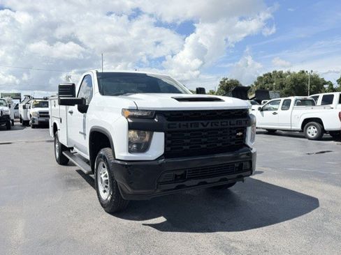 Used 2020 Chevrolet Silverado 2500 W/T AWD/4WD image 4