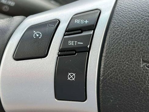 Used 2008 Pontiac Torrent AWD w/ Preferred Package image 31