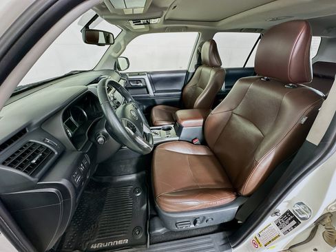 Used 2018 Toyota 4Runner Limited AWD/4WD image 13