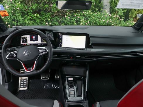 Used 2024 Volkswagen GTI Autobahn image 29