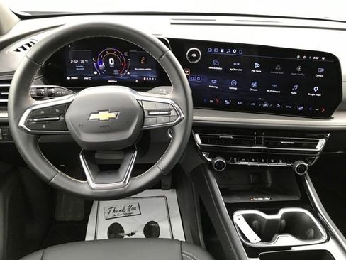 Certified 2026 Chevrolet Traverse LT AWD/4WD image 7