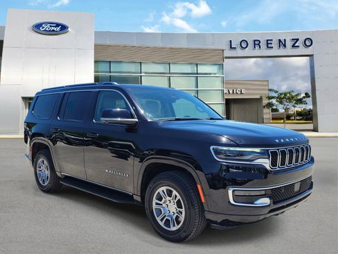 Used 2023 Jeep Wagoneer 2WD w/ Convenience Group I image 3