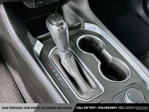 Used 2020 Chevrolet Traverse LS FWD image 16