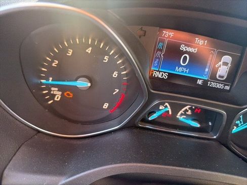 Used 2014 Ford Escape SE w/ Equipment Group 201A image 19