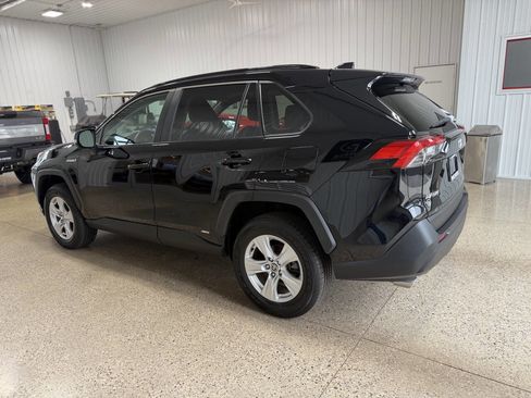 Used 2021 Toyota RAV4 XLE w/ Convenience Package AWD/4WD image 37