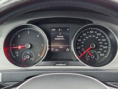 Used 2015 Volkswagen Golf TDI S image 15