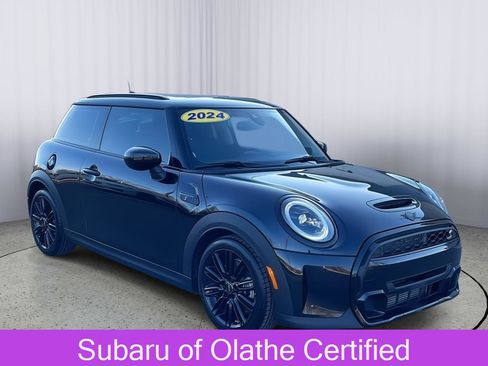 Used 2024 MINI Cooper S image 1