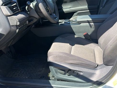 Certified 2025 Toyota Camry LE w/ Convenience Package image 10