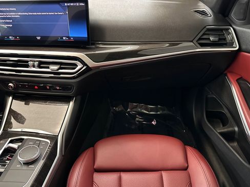 Certified 2023 BMW 330i Sedan w/ Convenience Package image 28