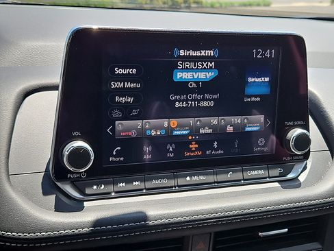 Certified 2024 Nissan Rogue SV w/ SV Premium Package AWD/4WD image 17