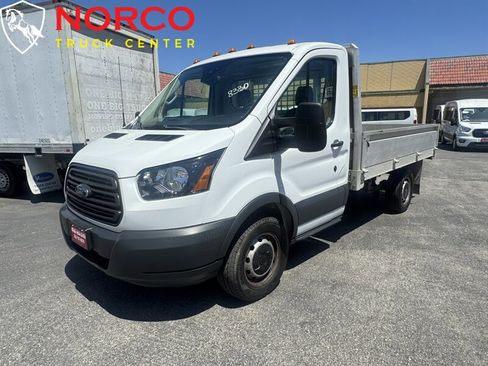 Used 2018 Ford Transit 250 138 RWD image 4