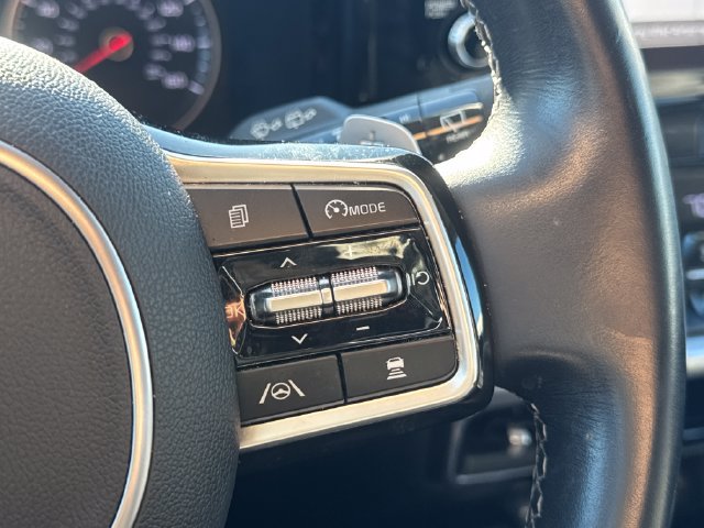 Used 2022 Kia Sorento EX AWD/4WD image 26