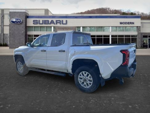 Used 2026 Toyota Tacoma SR AWD/4WD image 7