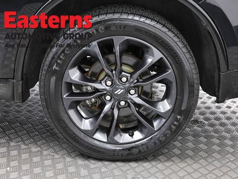 Used 2022 Dodge Durango GT w/ Blacktop Package AWD/4WD image 34