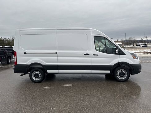 New 2025 Ford Transit 250 Base image 8