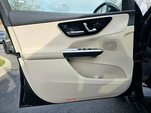 New 2026 Mercedes-Benz GLC 300 4MATIC image 19