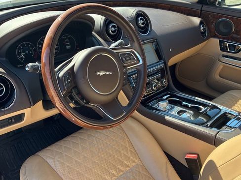 Used 2019 Jaguar XJ L Portfolio image 17