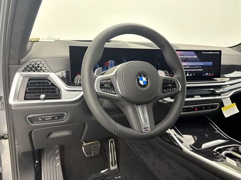 New 2026 BMW X7 xDrive40i w/ M Sport Package image 22