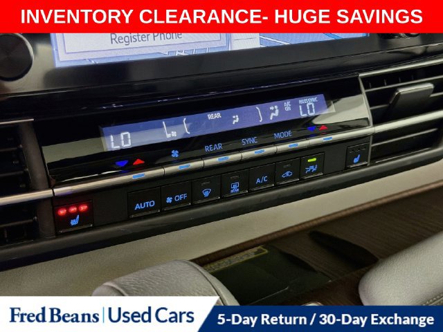 Used 2024 Toyota Sienna XLE w/ XLE Plus Package AWD/4WD image 23