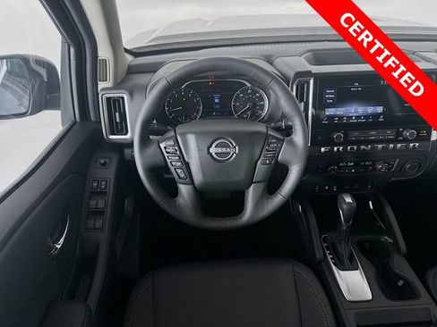 Used 2025 Nissan Frontier SV w/ SV Convenience Package RWD image 21