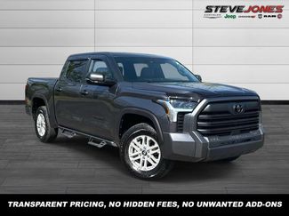 Used 2025 Toyota Tundra SR5 w/ SR5 Convenience Package AWD/4WD video 1