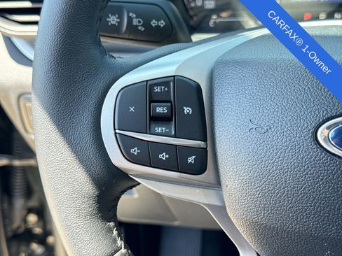 Used 2024 Ford Explorer XLT AWD/4WD image 27