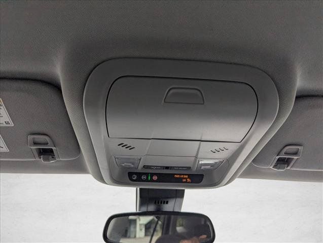 Used 2024 GMC Terrain SLE AWD/4WD image 20