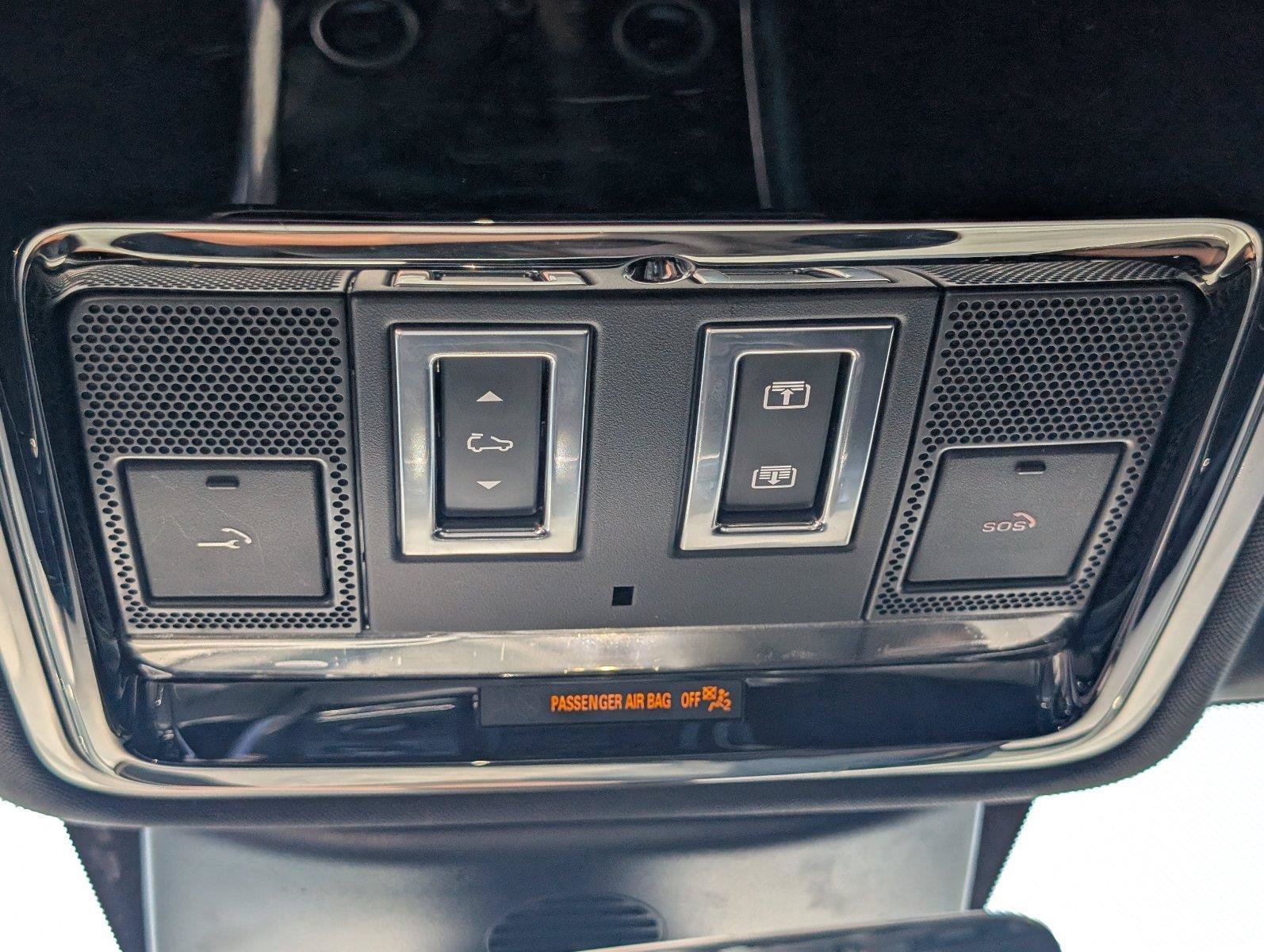 Used 2022 Land Rover Range Rover Sport HST AWD/4WD image 22
