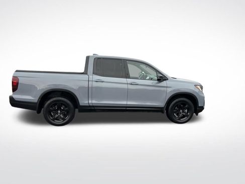 Used 2023 Honda Ridgeline Black Edition image 11
