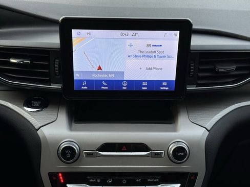 Certified 2023 Ford Explorer XLT w/ Equipment Group 202A image 3