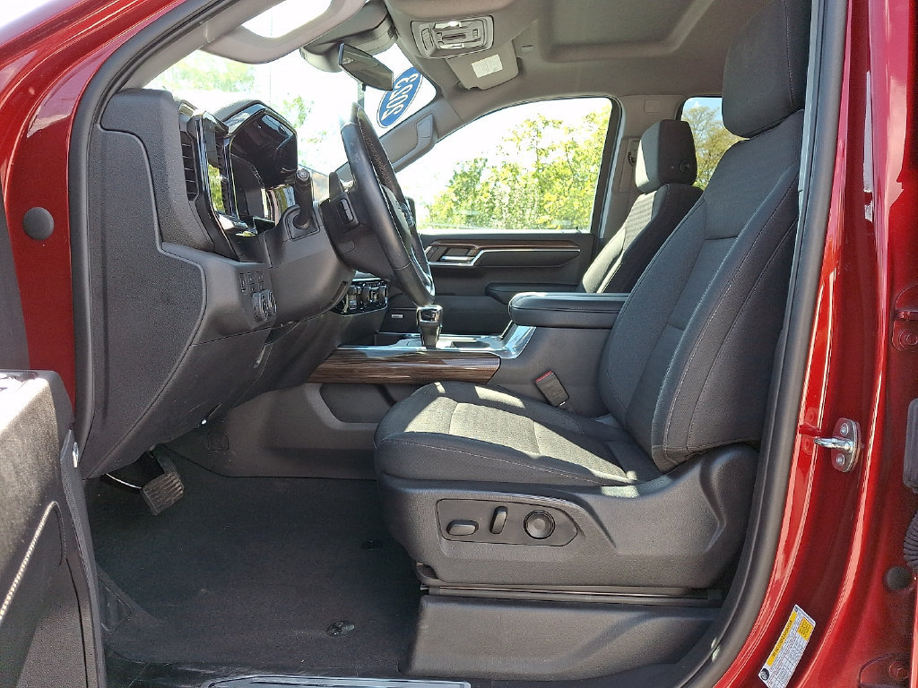 Used 2023 Chevrolet Silverado 1500 RST w/ Convenience Package II AWD/4WD image 14