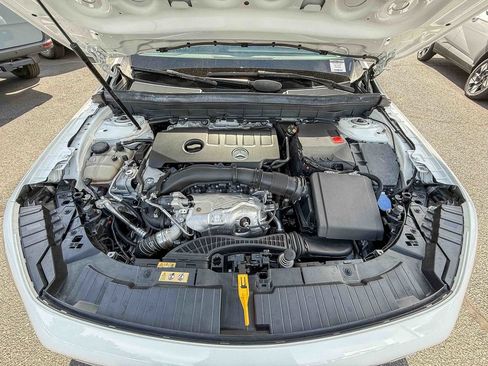 Used 2022 Mercedes-Benz GLB 250 4MATIC w/ Premium Package Lite image 26