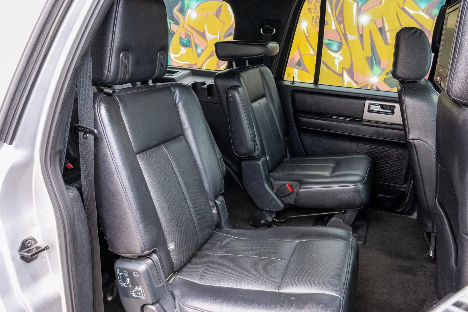 Used 2015 Ford Expedition EL Limited w/ Equipment Group 301A RWD image 31