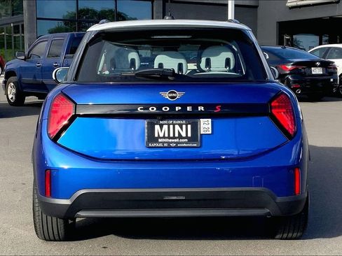 Certified 2025 MINI Cooper S image 5