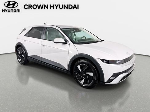 New 2026 Hyundai Ioniq 5 SEL RWD image 3