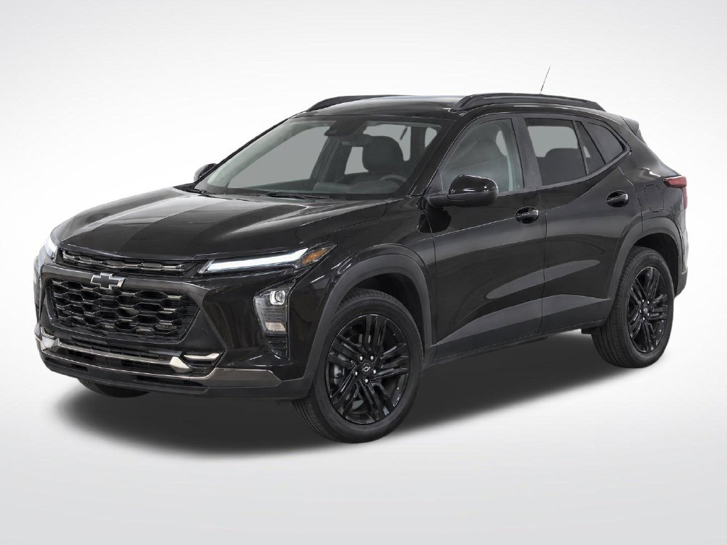 Used 2026 Chevrolet Trax ACTIV w/ Driver Confidence Package FWD image 2
