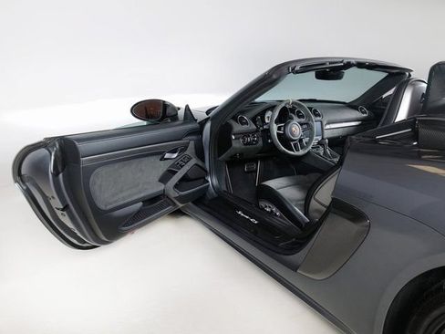 Certified 2025 Porsche 718 Boxster Spyder RS RWD image 26