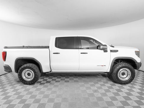 Used 2023 GMC Sierra 1500 AT4X w/ AT4X AEV Edition AWD/4WD image 3