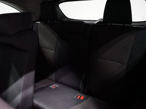 Used 2021 Toyota Highlander L FWD image 26