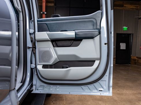 Used 2024 Ford F250 Limited w/ FX4 Off-Road Package image 38