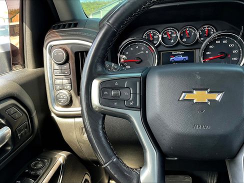 Used 2022 Chevrolet Silverado 2500 LTZ w/ LTZ Plus Package AWD/4WD image 12