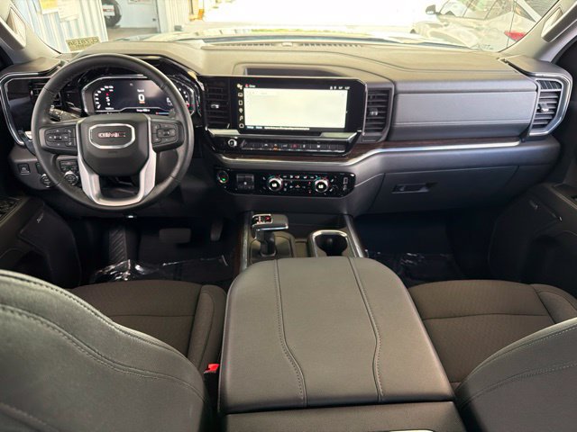 Used 2024 GMC Sierra 1500 Elevation w/ Preferred Package RWD image 17