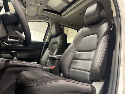 New 2025 MAZDA CX-5 Carbon Edition image 22