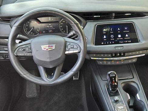 Used 2022 Cadillac XT4 Sport w/ Comfort Package FWD image 27