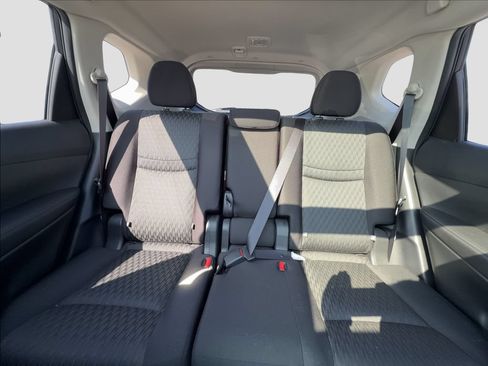 Used 2019 Nissan Rogue SV w/ Sun & Sound Touring Package AWD/4WD image 22