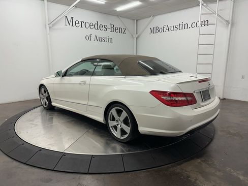 Used 2011 Mercedes-Benz E 550 Cabriolet image 5