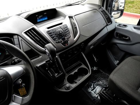 Used 2019 Ford Transit 350 XLT image 19